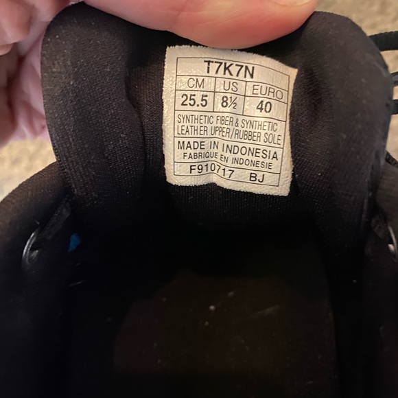 Color changing ASICS sneakers size 8.5 - Picture 5 of 5